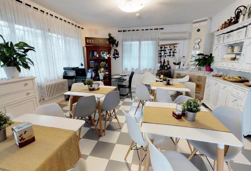 Residence Colibrì Family & Bike