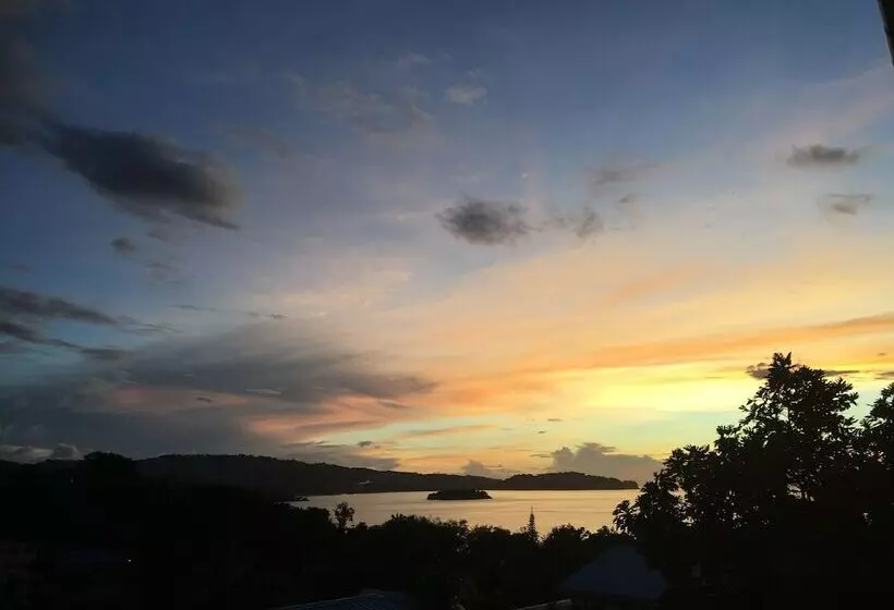 هاستل Golden Arrow Inn