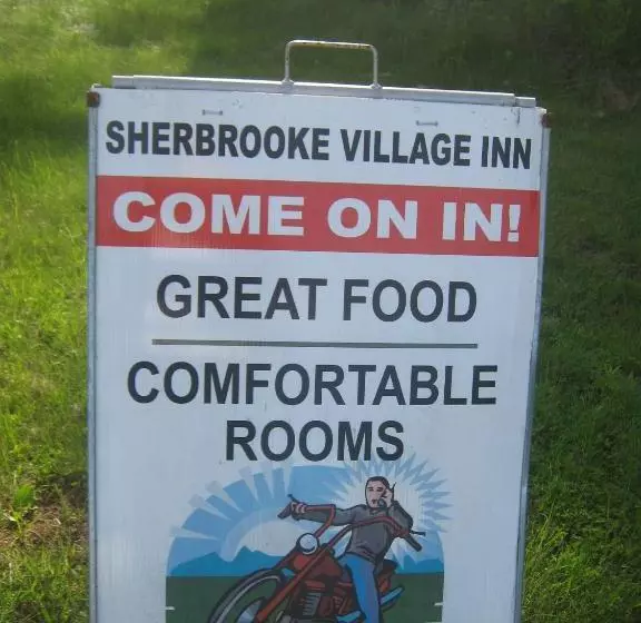 ユースホステル Sherbrooke Village Inn