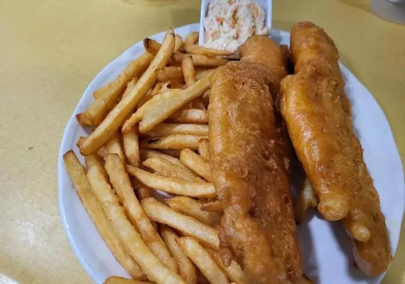 ユースホステル Sherbrooke Village Inn