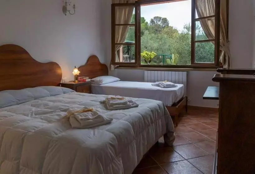 ホテル Agriturismo De Santis