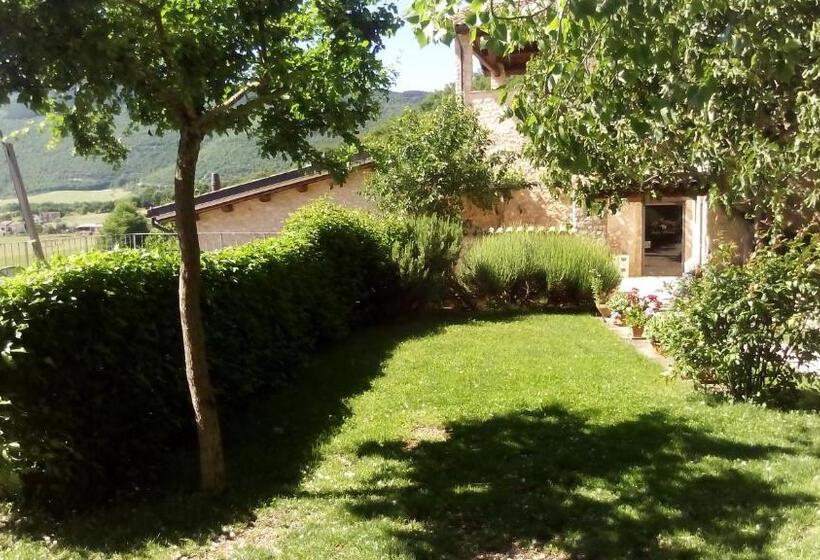 בית מלון כפרי Agriturismo Il Casale Degli Amici