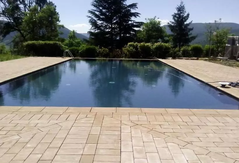 هتل Agriturismo Il Casale Degli Amici