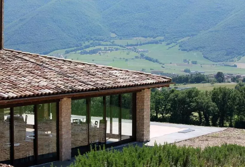 هتل Agriturismo Il Casale Degli Amici