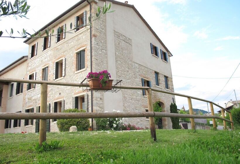 בית מלון כפרי La Casa Vecchia