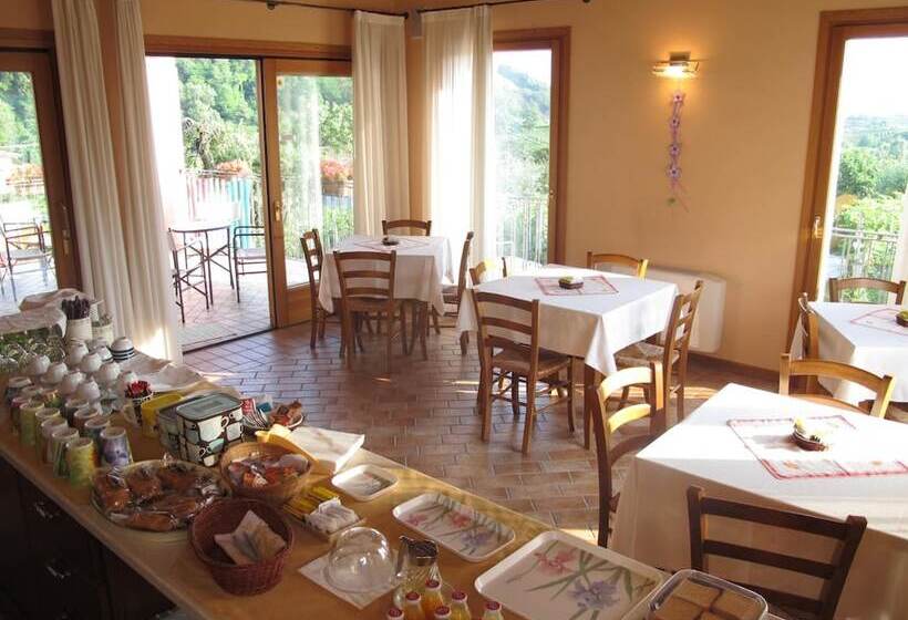 בית מלון כפרי La Casa Vecchia