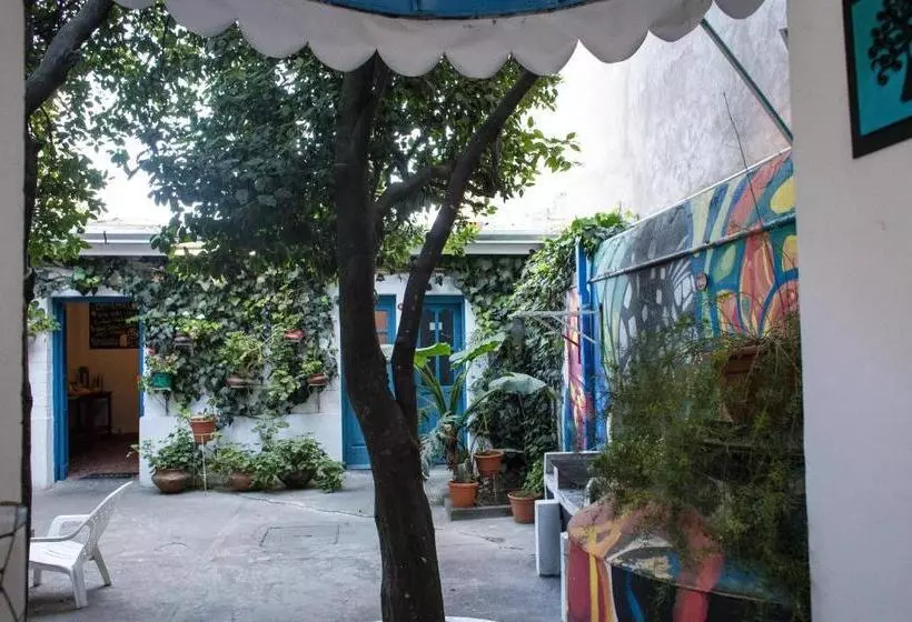 پانسیون Casa Blanca Hostel