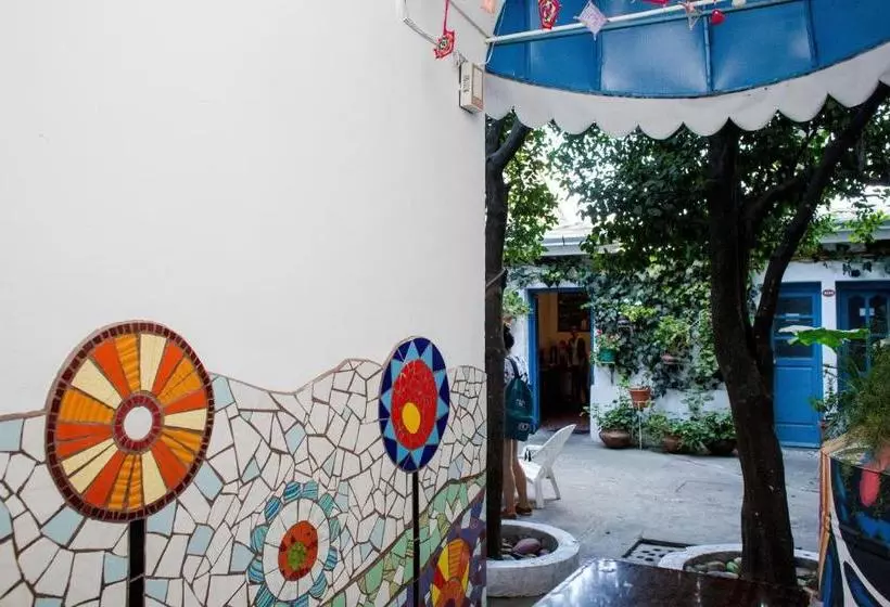 پانسیون Casa Blanca Hostel