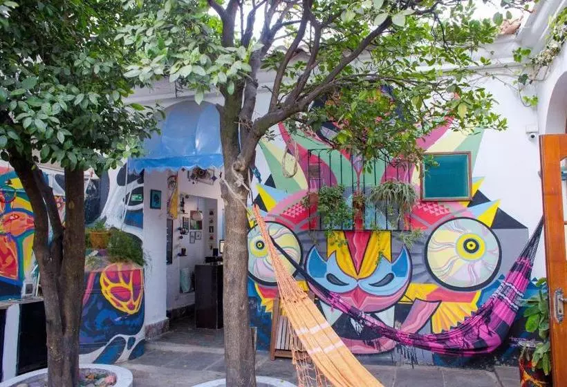 پانسیون Casa Blanca Hostel