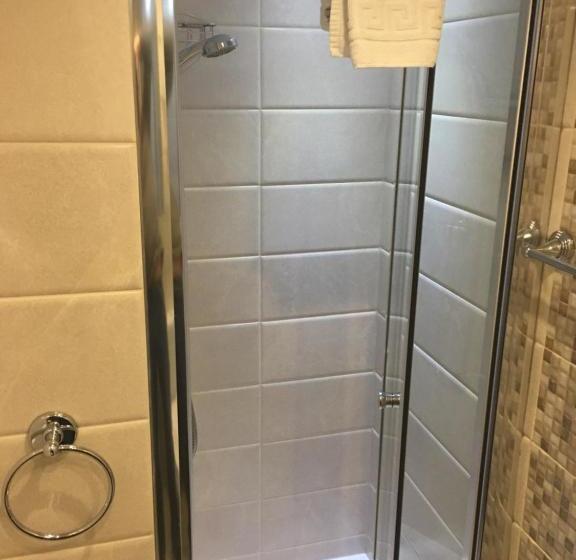 펜션 Ellerdene Guest House