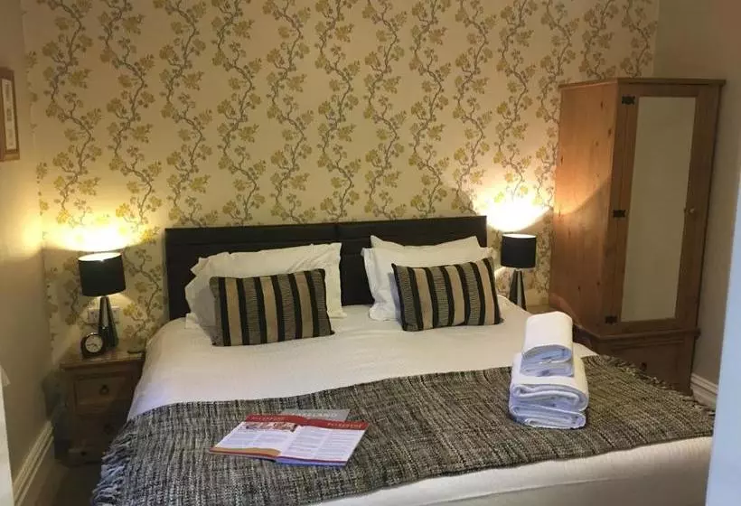 پانسیون Ellerdene Guest House