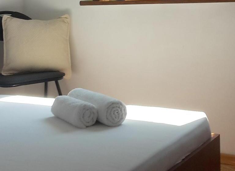 پانسیون Guest House Kera