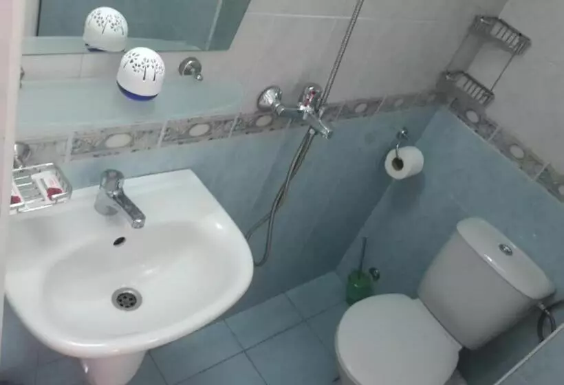 پانسیون Guest House Kera