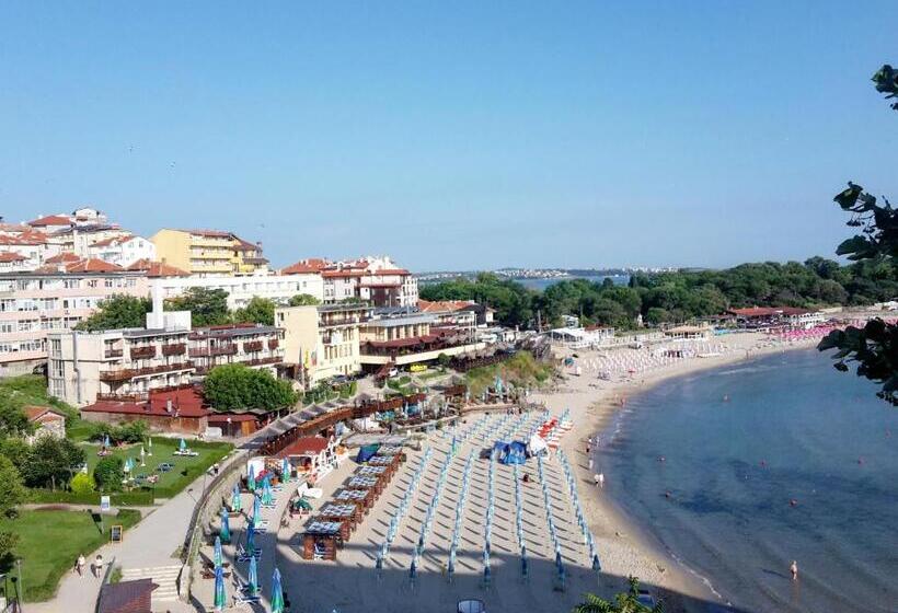 پانسیون Guest House Kera