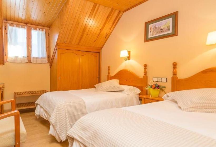 פנסיון Hostal Casa Rosita