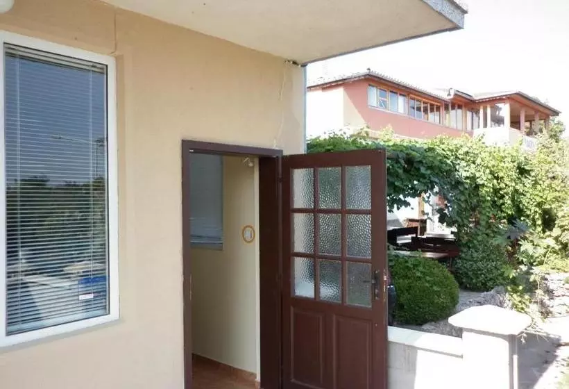 ペンション Ivanova Cheshma Guest House