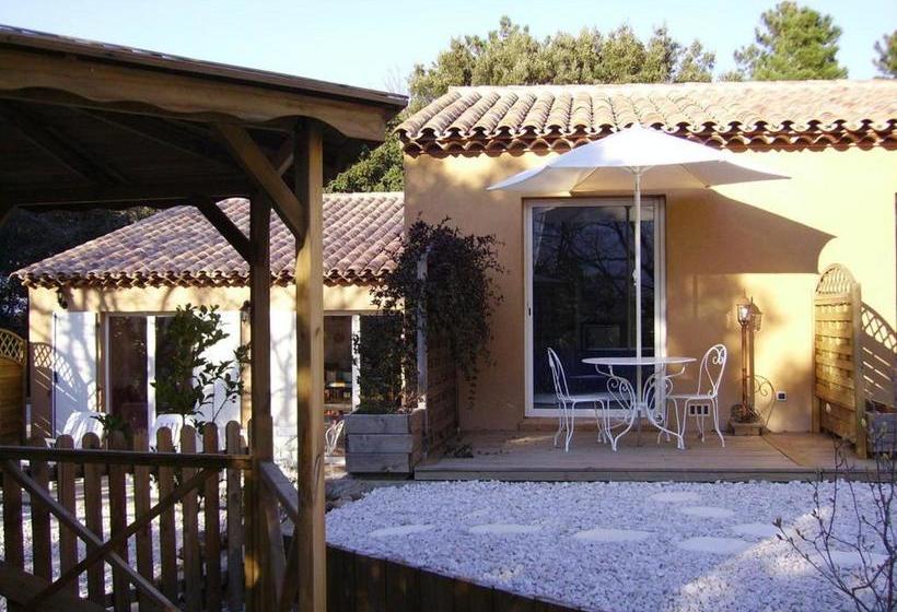 بنسيون La Mouchelière