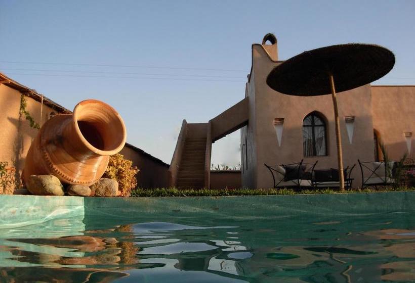 پانسیون Le Jardin Des Epices