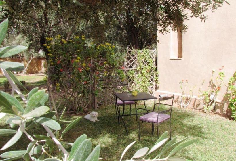 پانسیون Le Jardin Des Epices