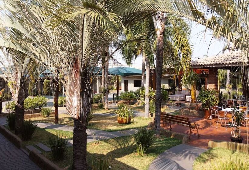 ペンション Pousada Kaluana