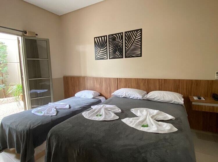 ペンション Pousada Kaluana