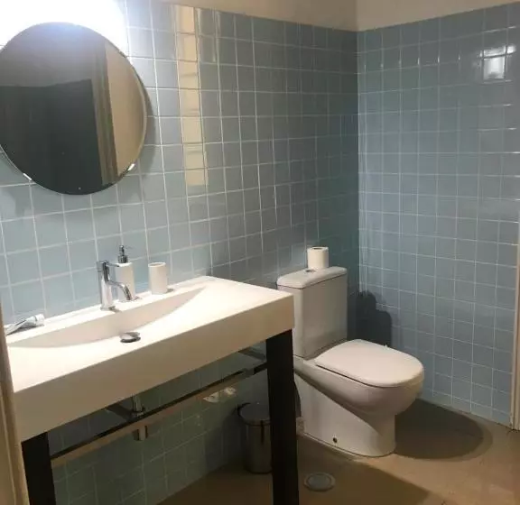 The Wine Lodges By An Island Apart