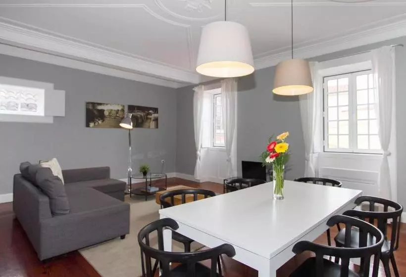 The Wine Lodges By An Island Apart