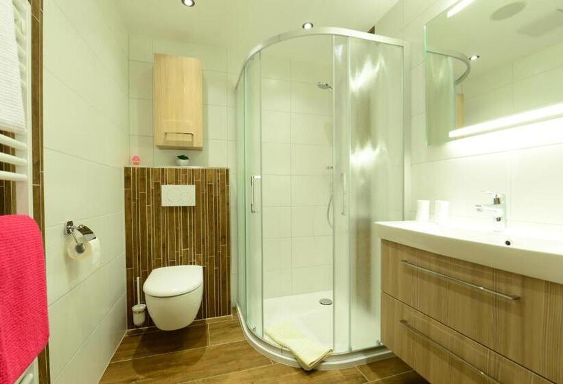 مبيت وإفطار Ferienpension Bierbaumer