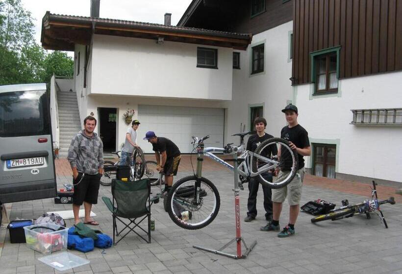 مبيت وإفطار Ferienpension Bierbaumer