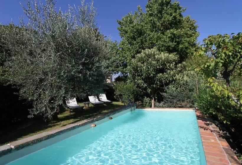 Otel All'ombra Del Tiglio