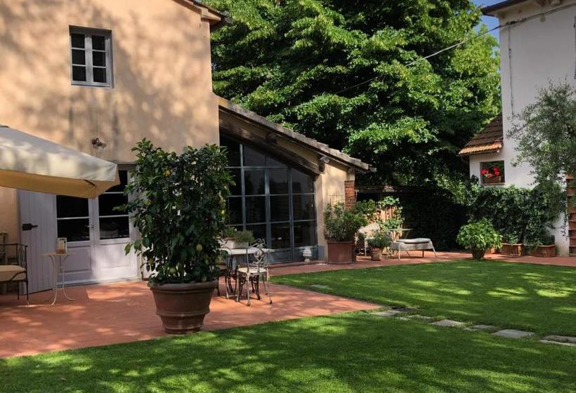 Otel All'ombra Del Tiglio