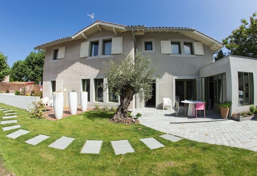 Пансион Chambre D'hôtes Arima