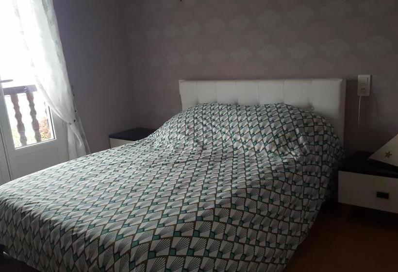 פנסיון Ferme Ithurburia