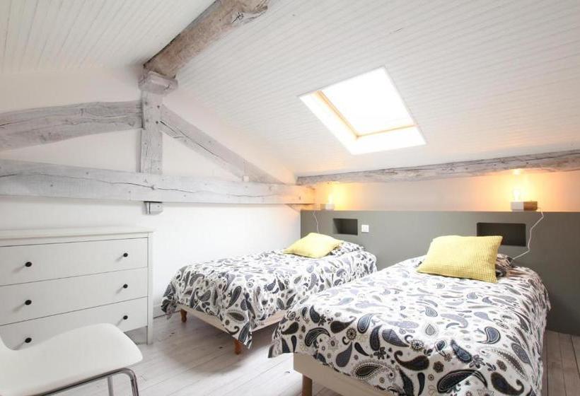 פנסיון Ferme Ithurburia