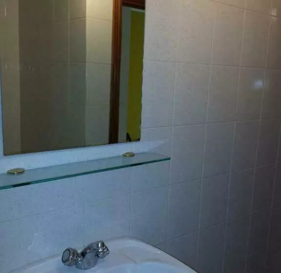 پانسیون Hostal Atila