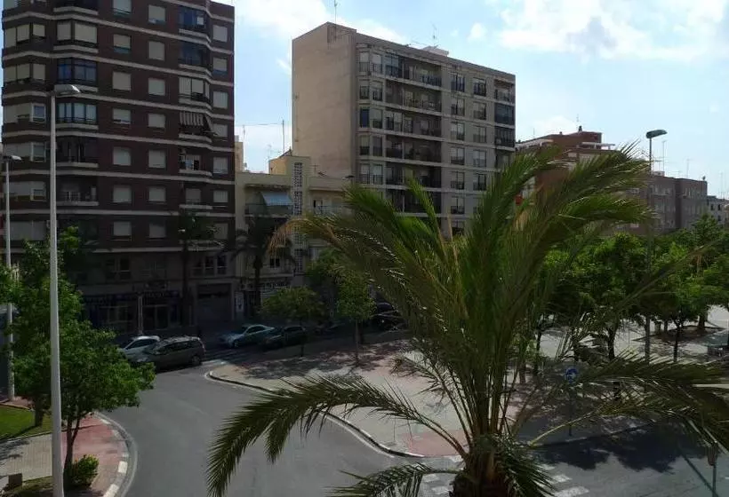 ペンション Hostal María