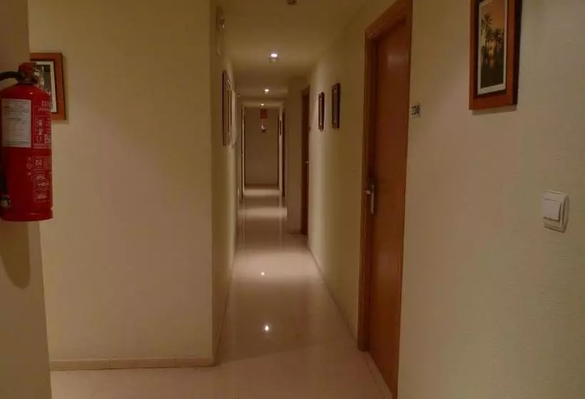 ペンション Hostal María