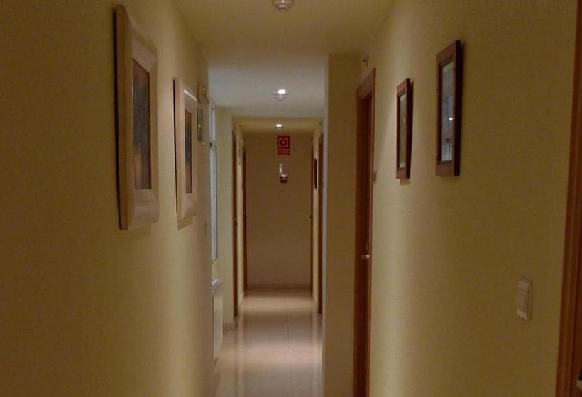 پانسیون Hostal María