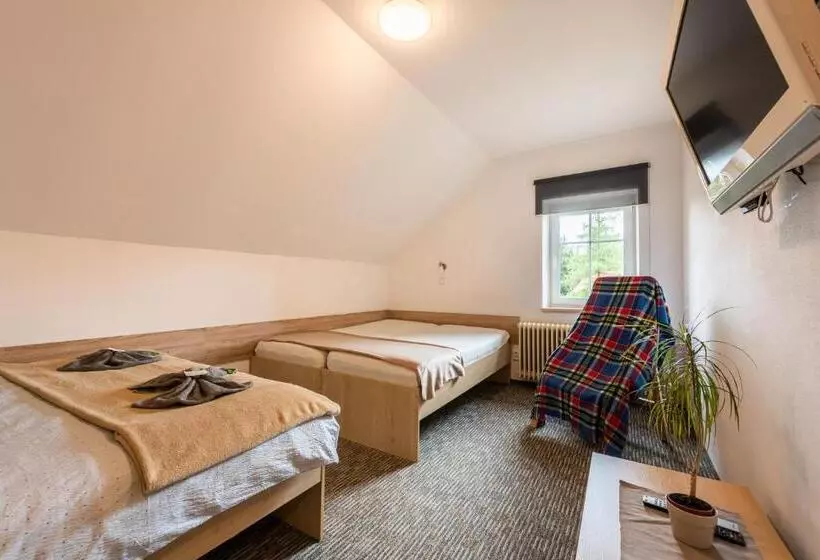 Majatalo Penzion 103