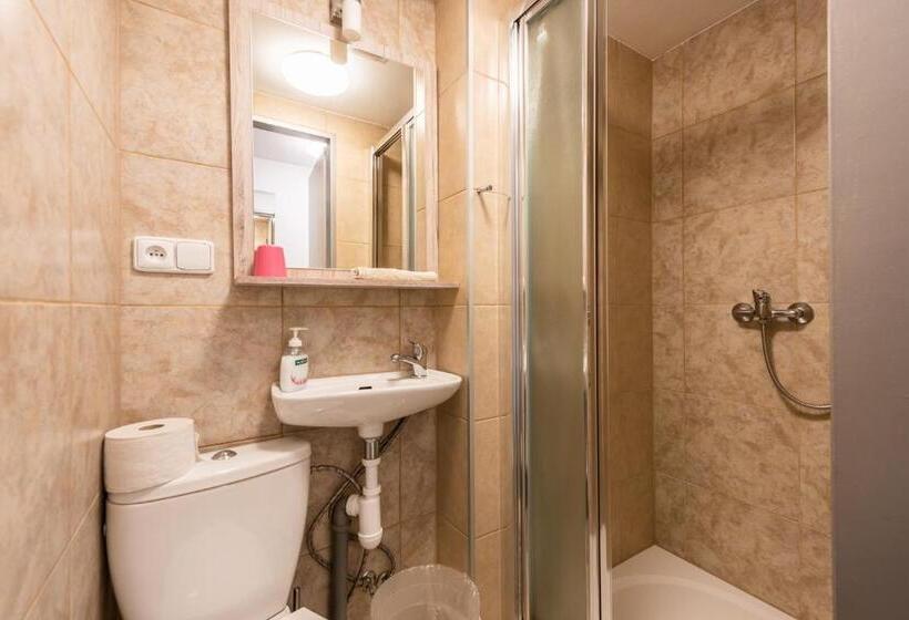 פנסיון Penzion 103