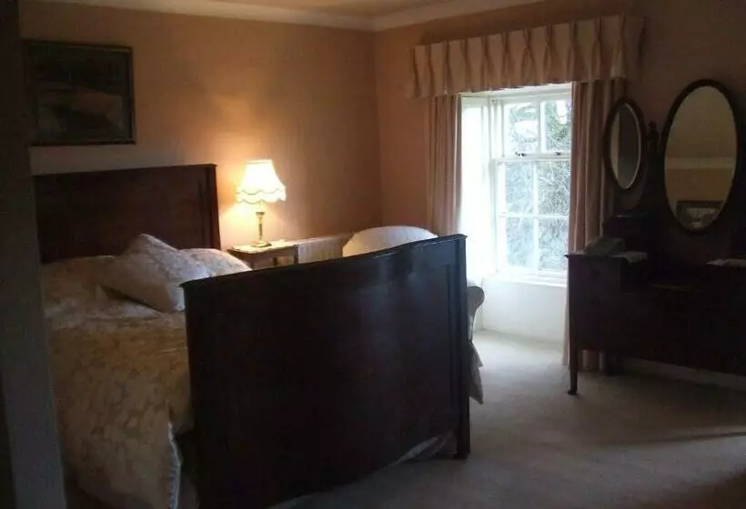 Aamiaismajoitus (B&B) Richmond Country House & Restaurant