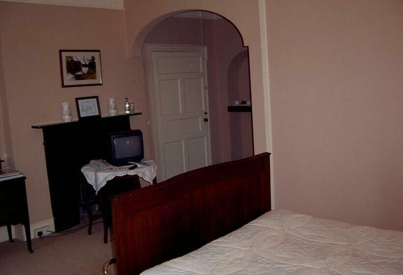 مبيت وإفطار Richmond Country House & Restaurant