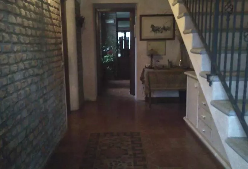 ホテル Agriturismo Cascina Gilli