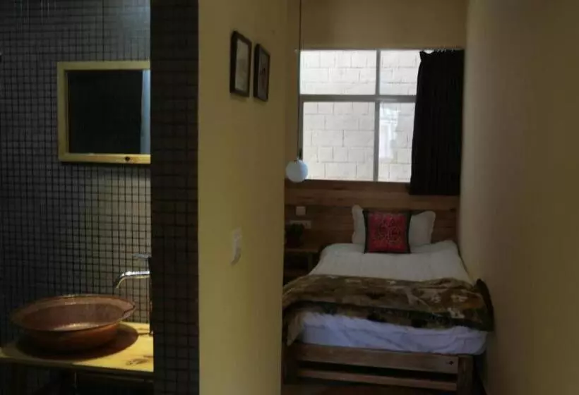 Majatalo Flowers Residence