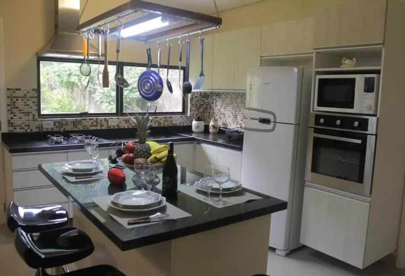 ペンション Pousada Porto Paraiso, O Seu Paraiso Escondido No Guaruja