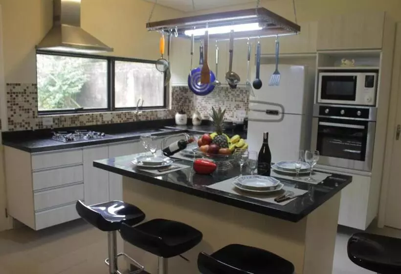 ペンション Pousada Porto Paraiso, O Seu Paraiso Escondido No Guaruja