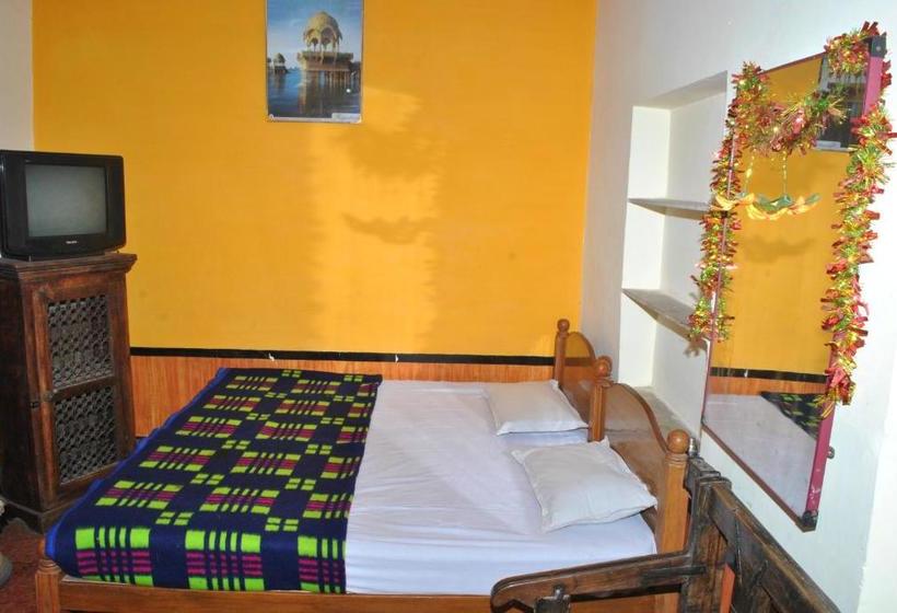 Pensjonat Priya Guest House