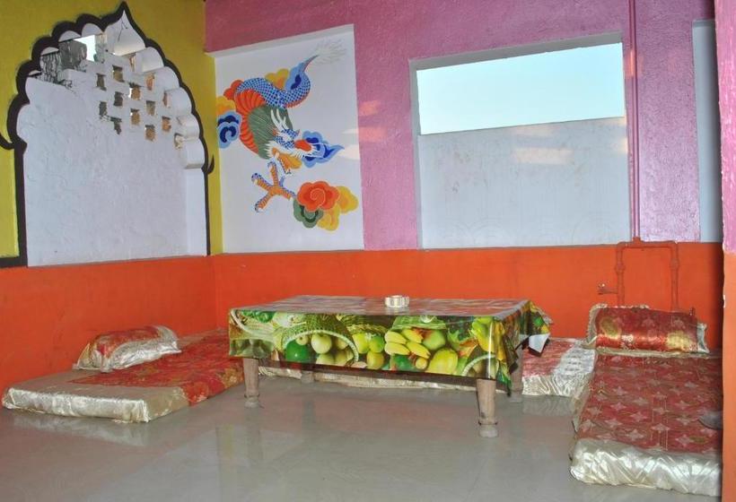 Pensjonat Priya Guest House