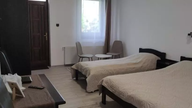 Siesta Pension