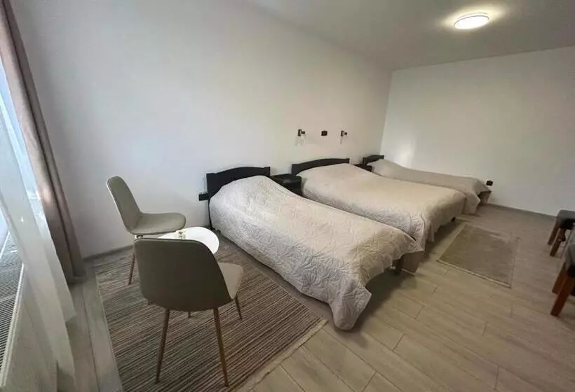 Siesta Pension
